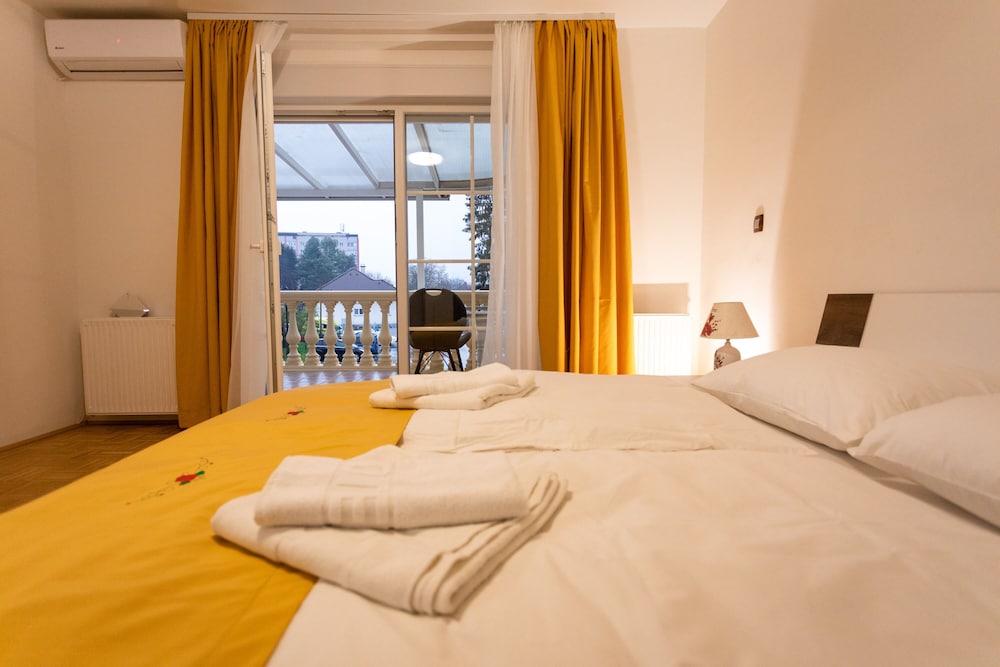 Rubina Rooms