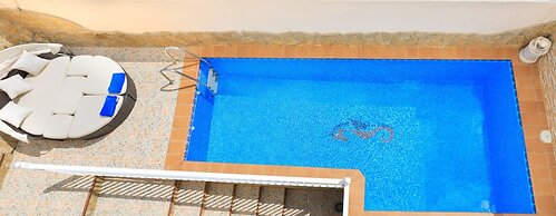 1072 Villa Palomas