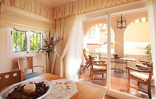 1072 Villa Palomas