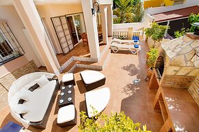 1072 Villa Palomas