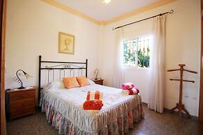 1084 Villa Manolo