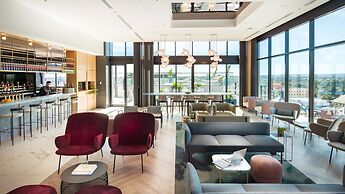 Crowne Plaza Adelaide by IHG