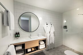 Crowne Plaza Adelaide by IHG