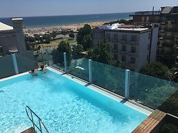 Hotel City