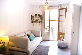 Apartamentos La Guarida 1820