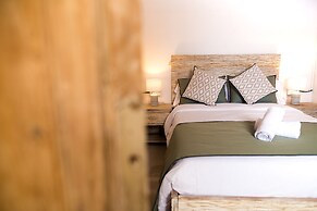 Apartamentos La Guarida 1820
