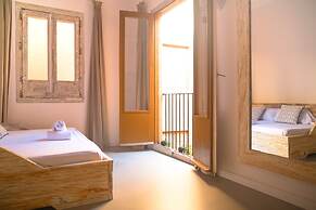 Apartamentos La Guarida 1820