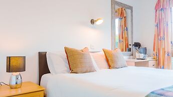 West End Hotel