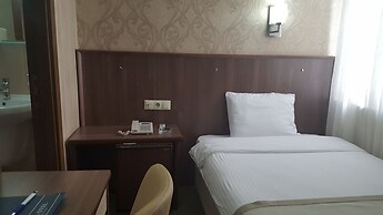 Hosta Otel