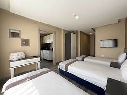 Bone Apart Otel