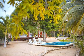 Royal Palm Bacalar Cabañas & Lagoon Club