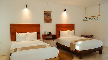 Royal Palm Bacalar Cabañas & Lagoon Club