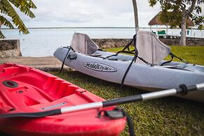 Royal Palm Bacalar Cabañas & Lagoon Club