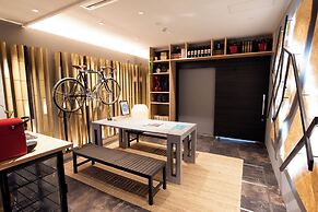 Dash Living Tsukiji