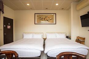 Qu Hi Home Stay