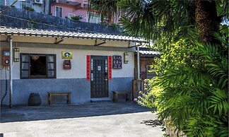 Qu Hi Home Stay