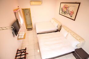 Qu Hi Home Stay