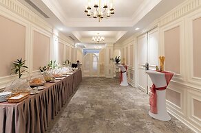 Anik Palace Hotel