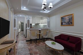 Anik Palace Hotel