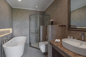 Anik Palace Hotel