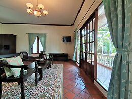 Tuna Resort