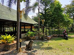 Tuna Resort