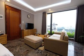 Nine Housing - Kim Ma