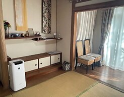 Kami House