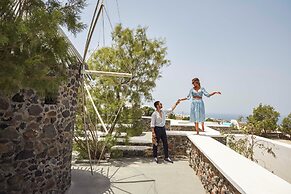 Mr and Mrs White Oia – Santorini