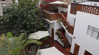 Lima 18 Boutique