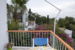 Tatsis Apartments