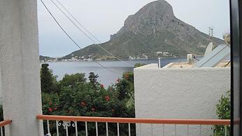 Tatsis Apartments