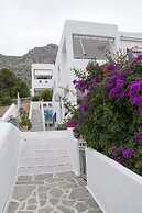 Tatsis Apartments