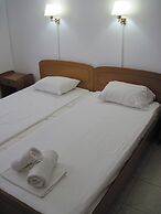Tatsis Apartments