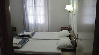 Tatsis Apartments