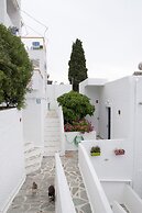 Tatsis Apartments