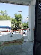 Tatsis Apartments
