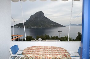 Tatsis Apartments