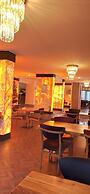 Ak Life Hotel