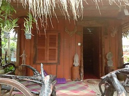 Kakrona Pouk Homestay