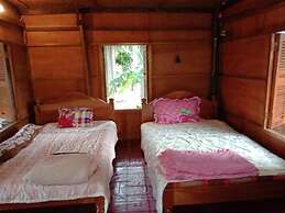 Kakrona Pouk Homestay