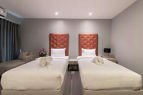 Yamin Seaview Hotel