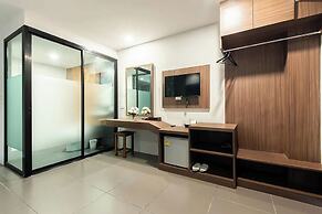 Yamin Seaview Hotel