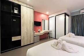Yamin Seaview Hotel