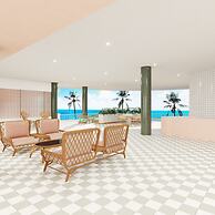 Perla La Paz, Tapestry Collection by Hilton
