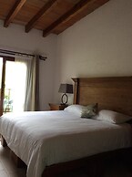 Hotel Concierge Flor y Canto