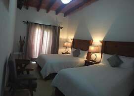 Hotel Concierge Flor y Canto