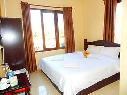 Vang Vieng Camellia Hotel
