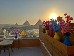 Sun Pyramids View Inn