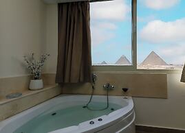 Sun Pyramids View Inn